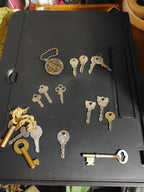 vintage and antique keys lot