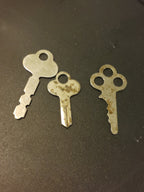 vintage and antique keys lot